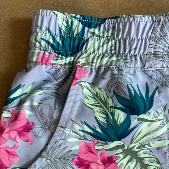 Duluth Trading Company Swim Shorts - Picture 2 of 7